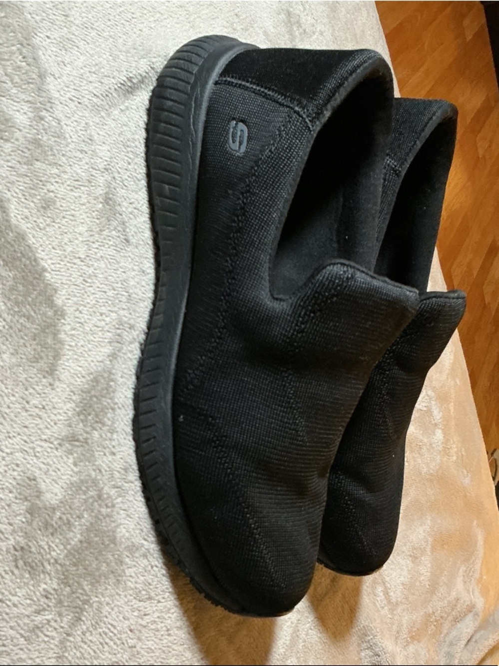 Skechers Men's Black Slip-On Knit Sneakers